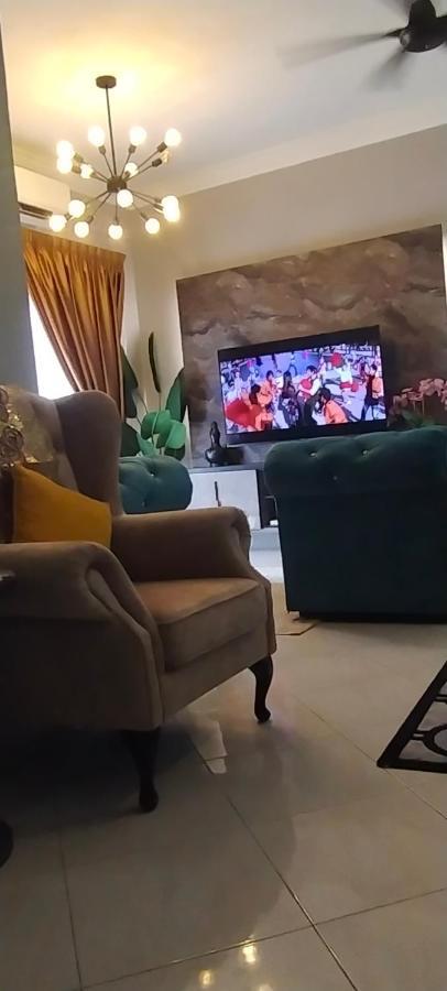 Cmk Apartmen Mutiara Tower 3 Bedroom Kota Bharu#Netflix エクステリア 写真