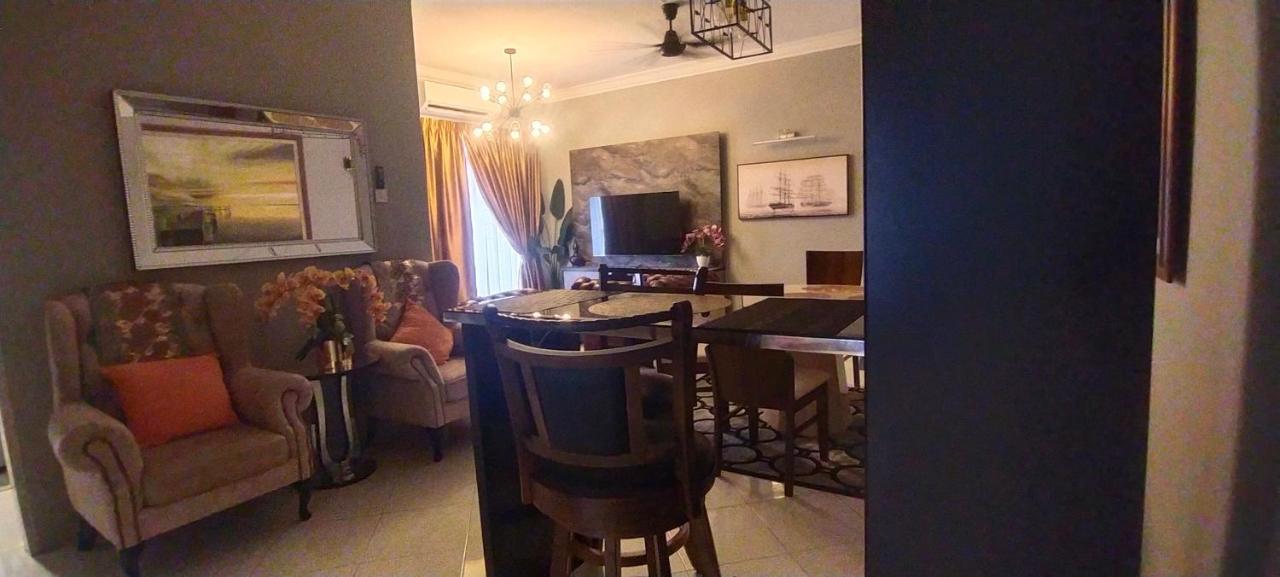 Cmk Apartmen Mutiara Tower 3 Bedroom Kota Bharu#Netflix エクステリア 写真